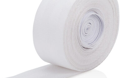 ¿Conoces la correa elástica para protección de lamas en puertas enrollables?